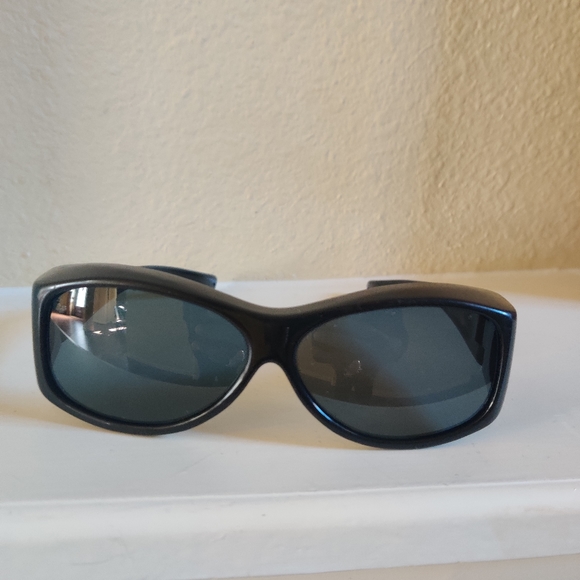 Jonathan Paul Polarized uv400 Fitover Sunglasses - Picture 6 of 13